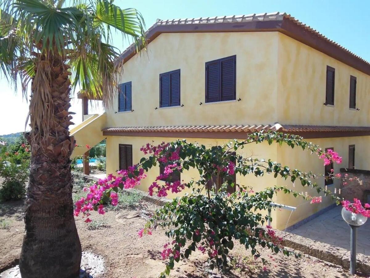Appartamento In Splendido E Riservato Villaggio, Marina Di Tertenìa Buitenkant foto
