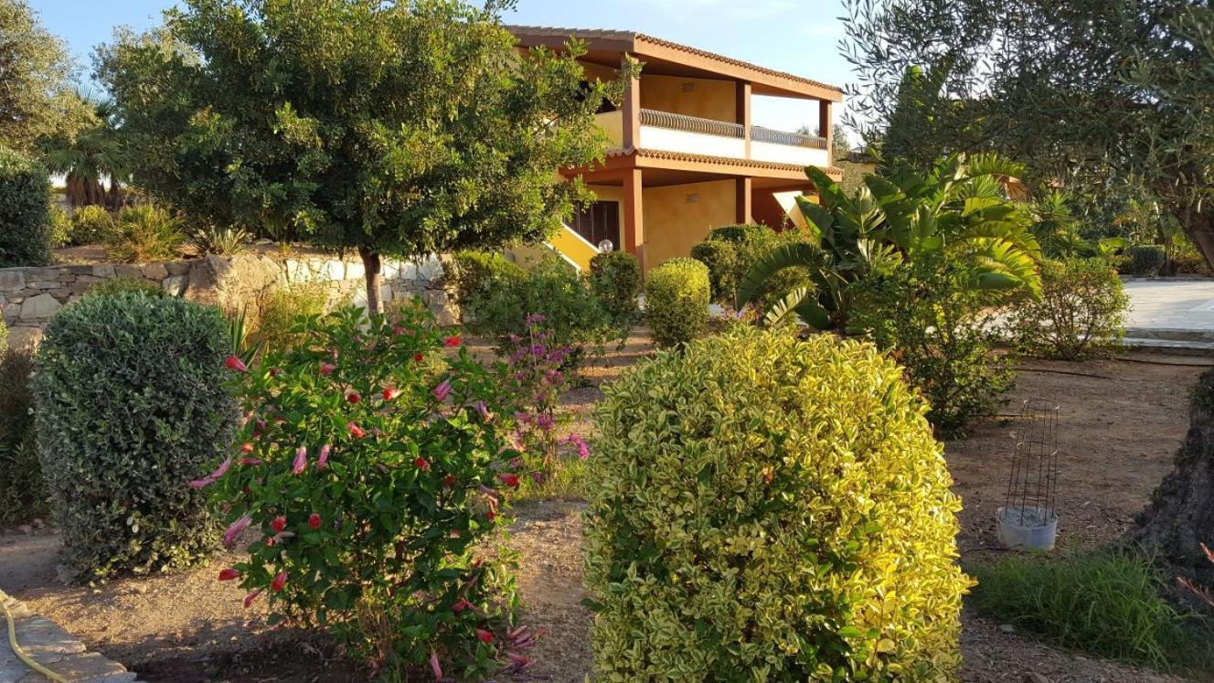 Appartamento In Splendido E Riservato Villaggio, Marina Di Tertenìa Buitenkant foto